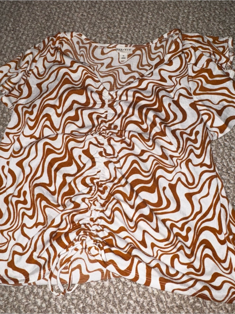 Target White and Brown Swirl Ruched Short Sleeve Blouse